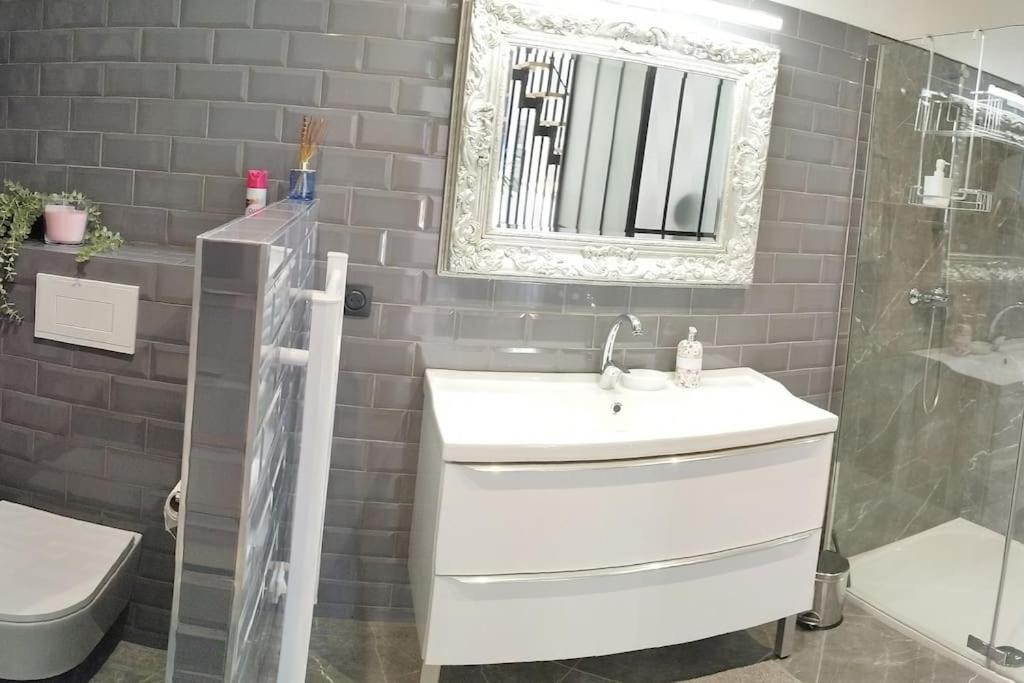 Appartement Proche Aeroport & Indret Bouguenais Ngoại thất bức ảnh